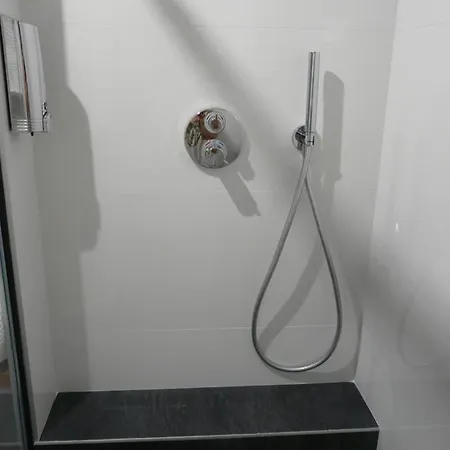 Residences Mv فندق مبيت وإفطار فيليوربان